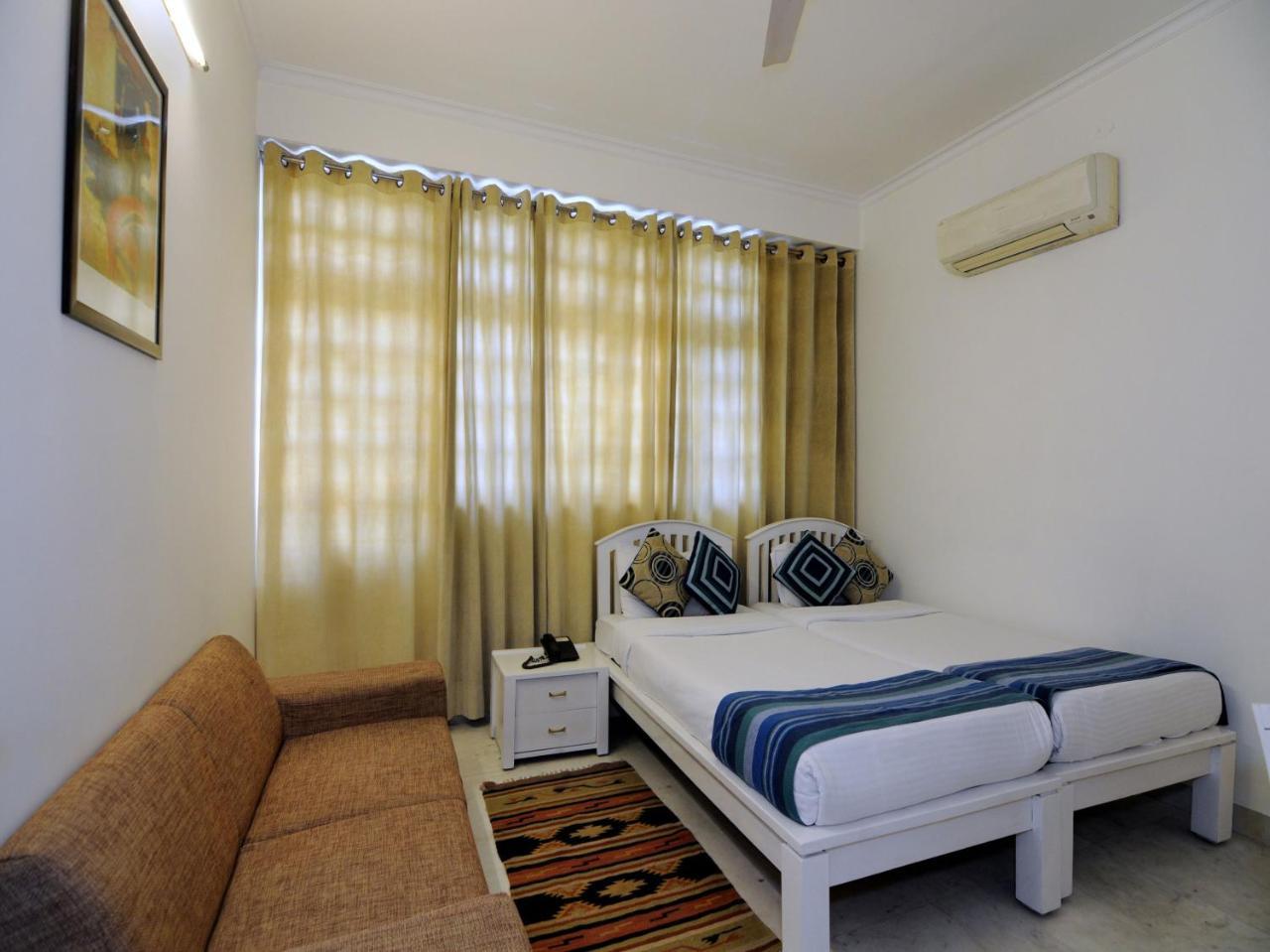 Mehra Residency At The Airport Hotel New Delhi Buitenkant foto